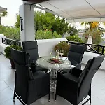Privada Con Jardin,2 度假居